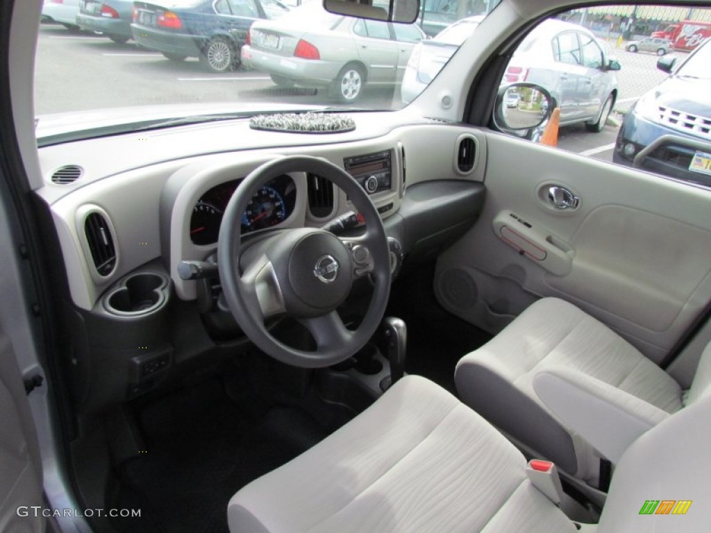 Light Gray Interior 2009 Nissan Cube 1.8 SL Photo #55202769