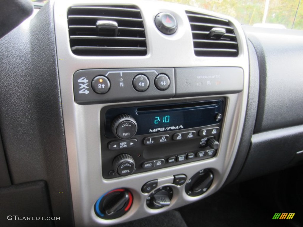 2008 GMC Canyon SLE Crew Cab 4x4 Controls Photo #55205058