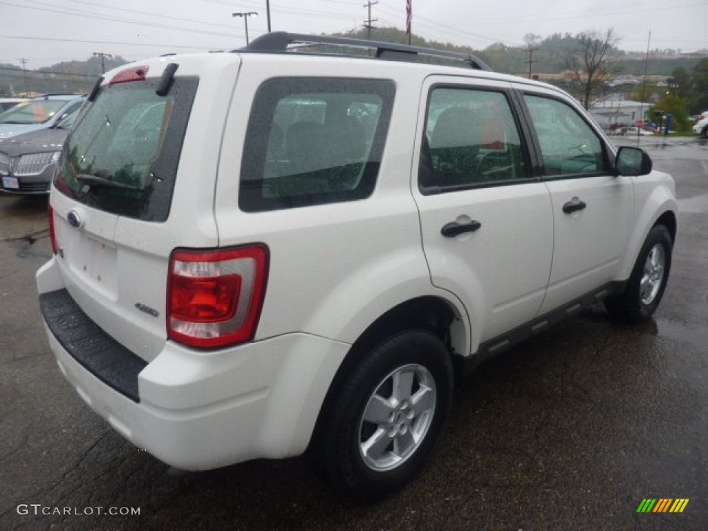 2009 Escape XLS 4WD - White Suede / Stone photo #4