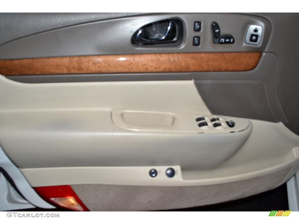 2002 Lincoln Continental Standard Continental Model Light Parchment Door Panel Photo #55209165