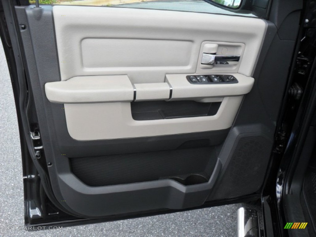 2011 Ram 1500 SLT Quad Cab - Brilliant Black Crystal Pearl / Dark Slate Gray/Medium Graystone photo #9