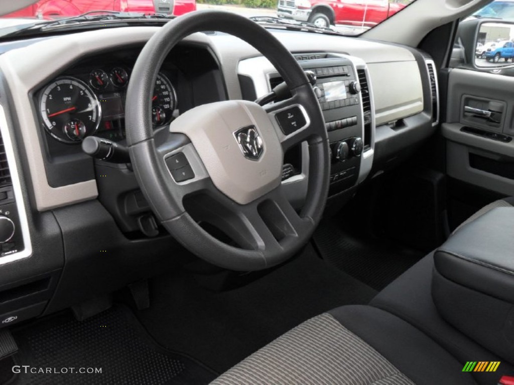 2011 Ram 1500 SLT Quad Cab - Brilliant Black Crystal Pearl / Dark Slate Gray/Medium Graystone photo #24