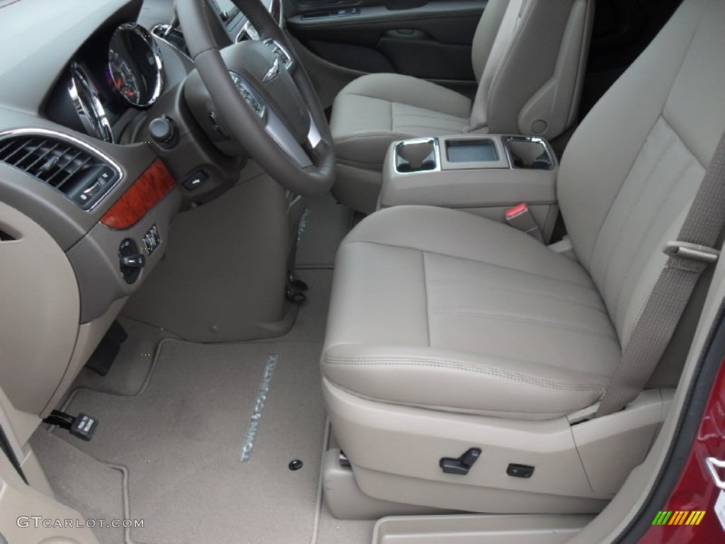 Dark Frost Beige/Medium Frost Beige Interior 2012 Chrysler Town & Country Touring - L Photo #55215577