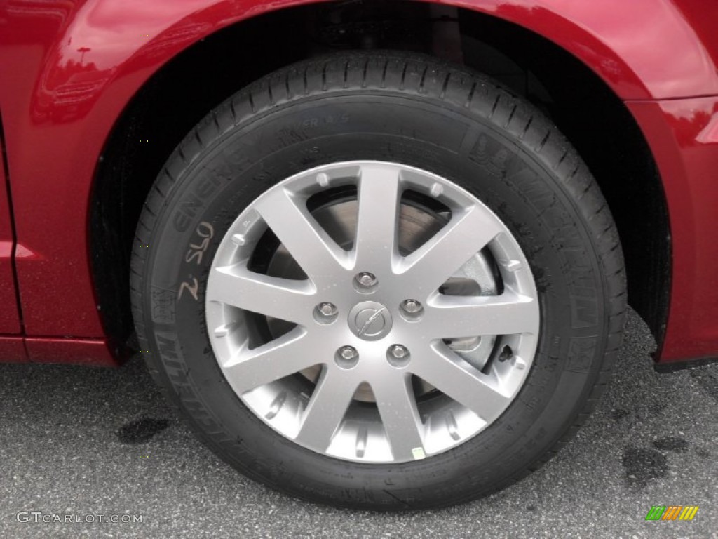 2012 Chrysler Town & Country Touring - L Wheel Photo #55215738