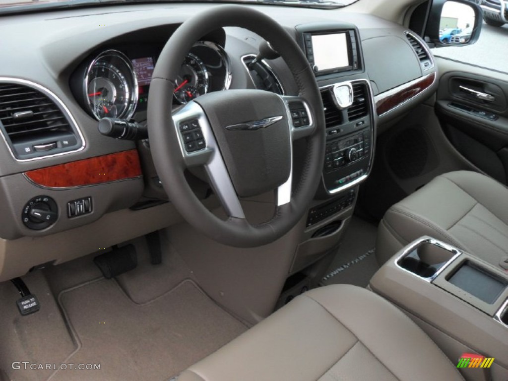Dark Frost Beige/Medium Frost Beige Interior 2012 Chrysler Town & Country Touring - L Photo #55215754