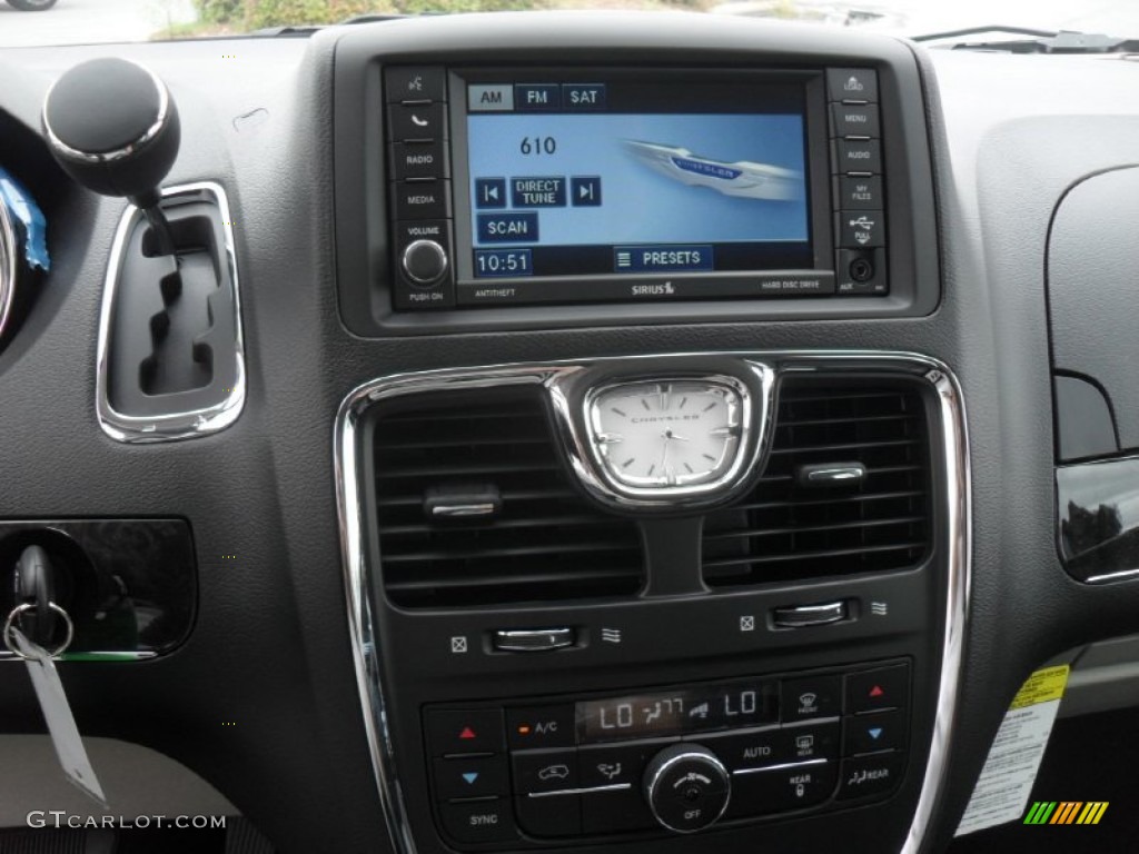 2012 Chrysler Town & Country Touring - L Controls Photo #55215847