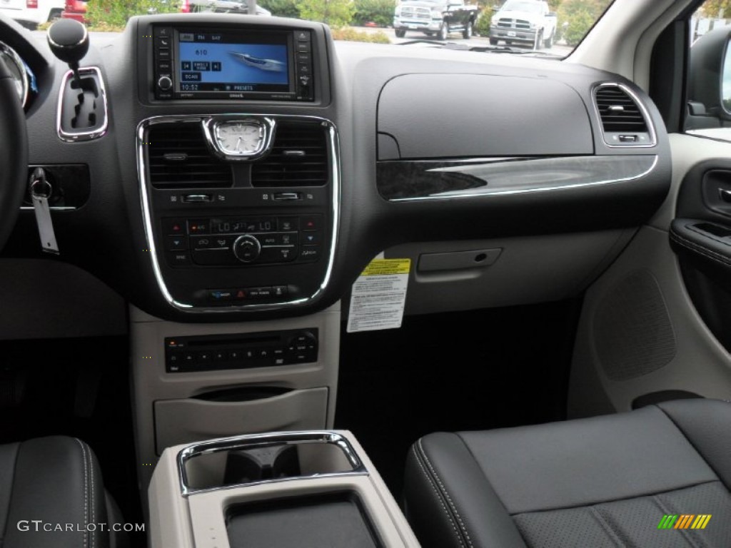 2012 Chrysler Town & Country Touring - L Black/Light Graystone Dashboard Photo #55215893