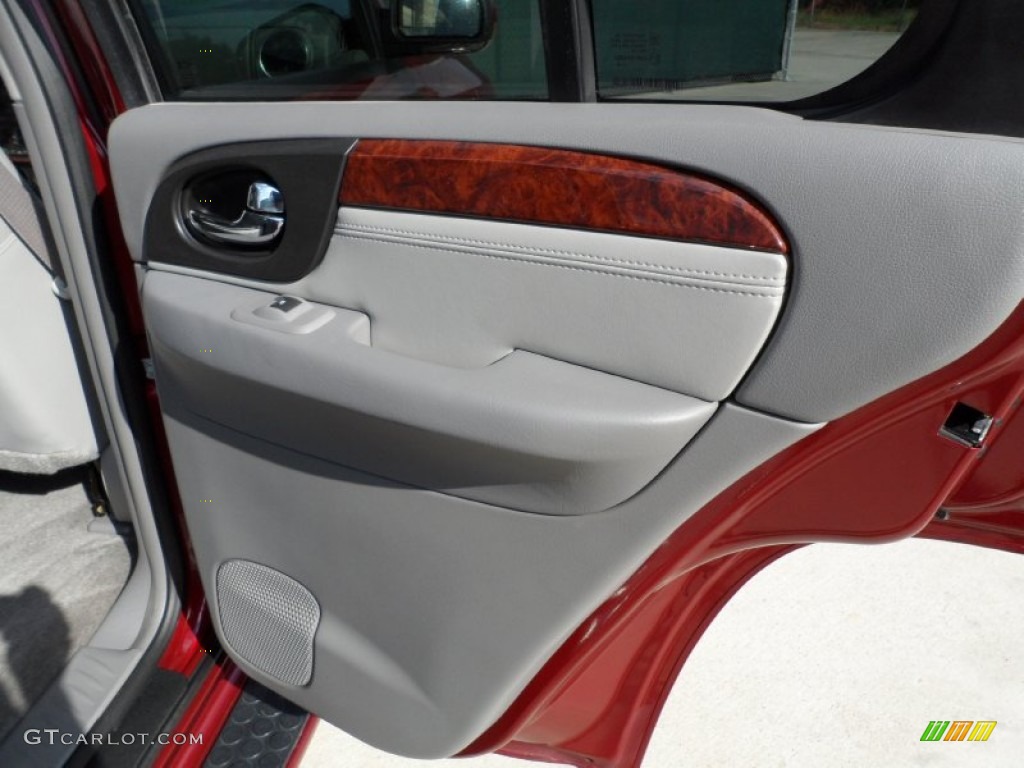 2007 GMC Envoy Denali Door Panel Photos