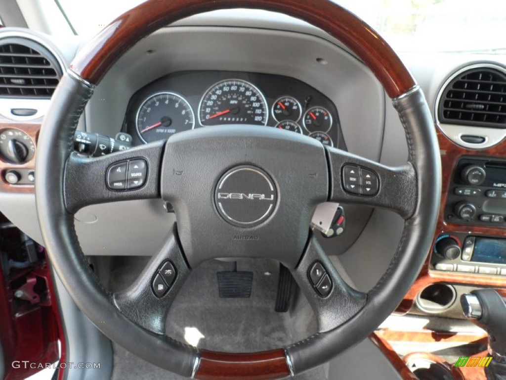 2007 GMC Envoy Denali Light Gray Steering Wheel Photo #55217832