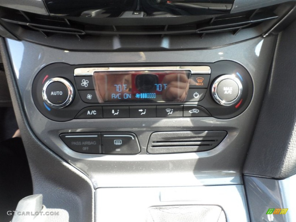 2012 Ford Focus Titanium 5-Door Audio System Photo #55221391