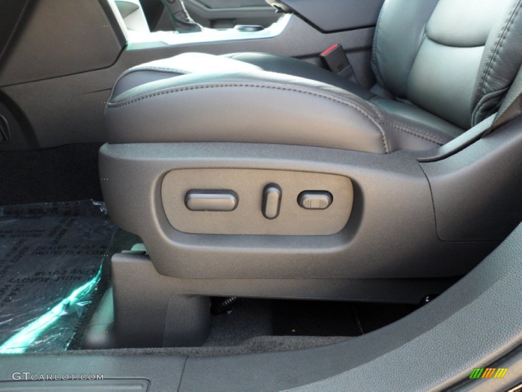 2012 Ford Explorer XLT EcoBoost Controls Photo #55223797