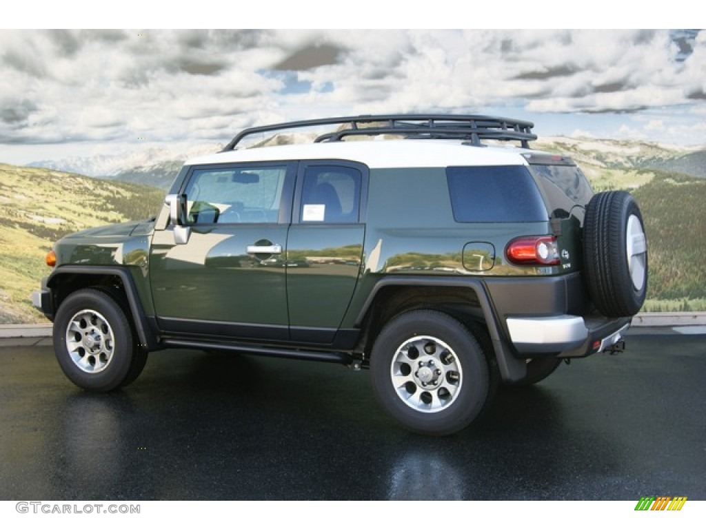 2012 FJ Cruiser 4WD - Army Green / Dark Charcoal photo #3