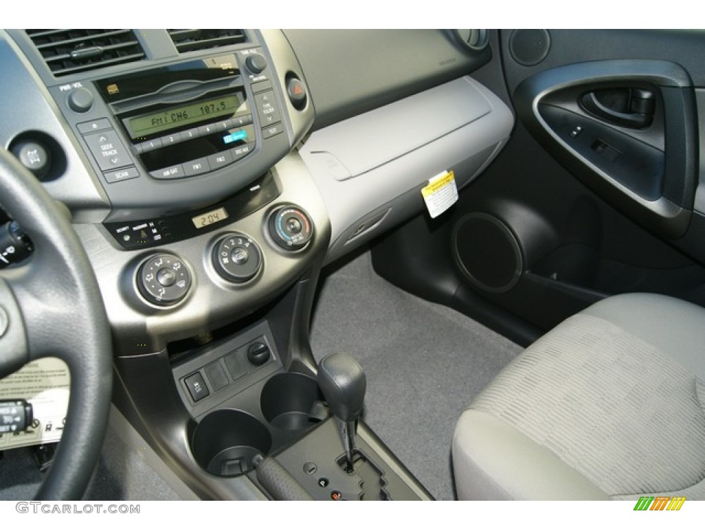 2011 RAV4 I4 4WD - Barcelona Red Metallic / Ash photo #7