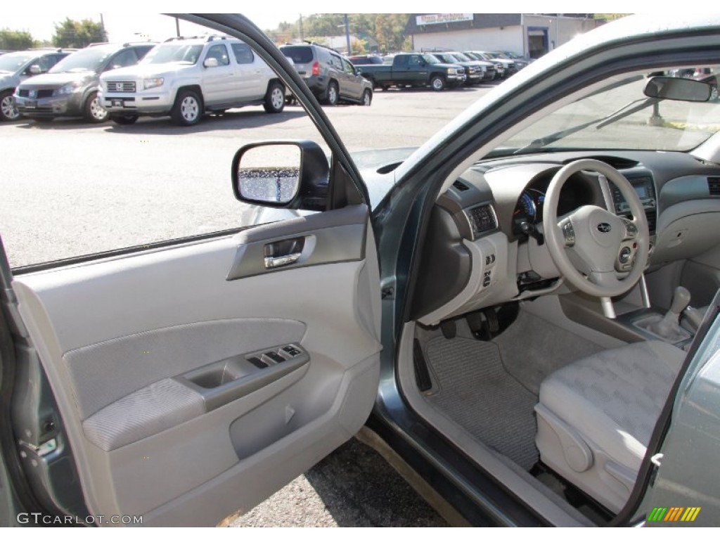 2009 Forester 2.5 X Premium - Sage Green Metallic / Platinum photo #12