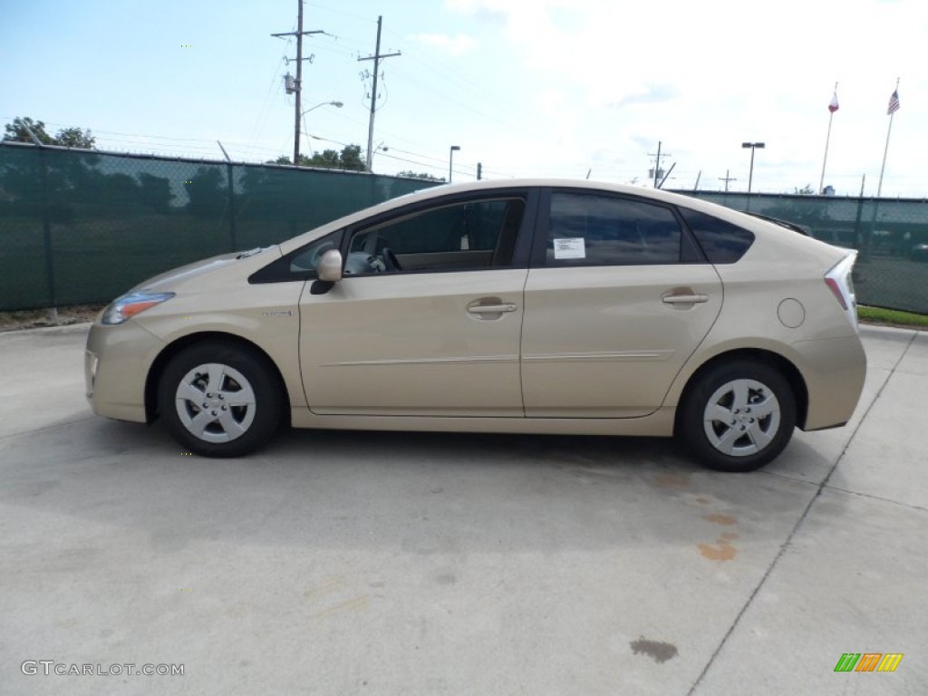 Sandy Beach Metallic 2011 Toyota Prius Hybrid IV Exterior Photo #55228312