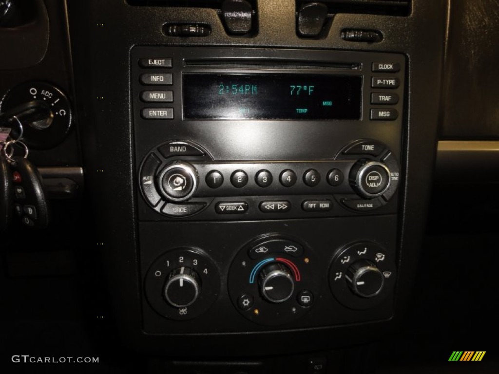 2006 Malibu Maxx LT Wagon - Silverstone Metallic / Ebony Black photo #31