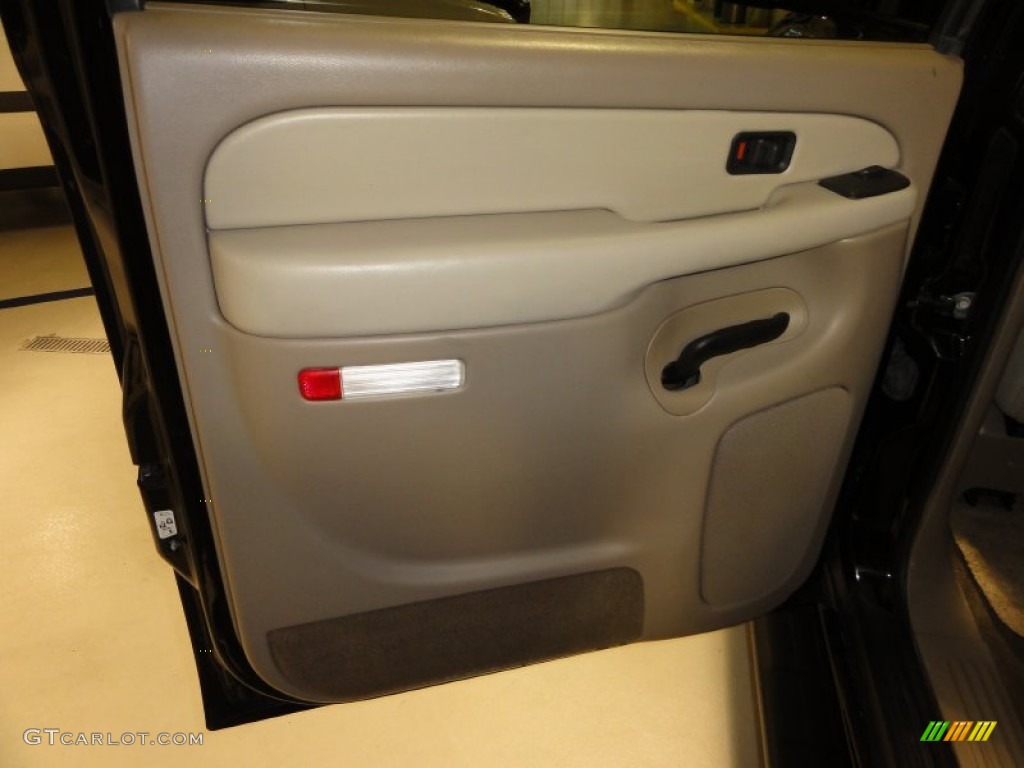 2003 Suburban 1500 LT 4x4 - Black / Tan/Neutral photo #24