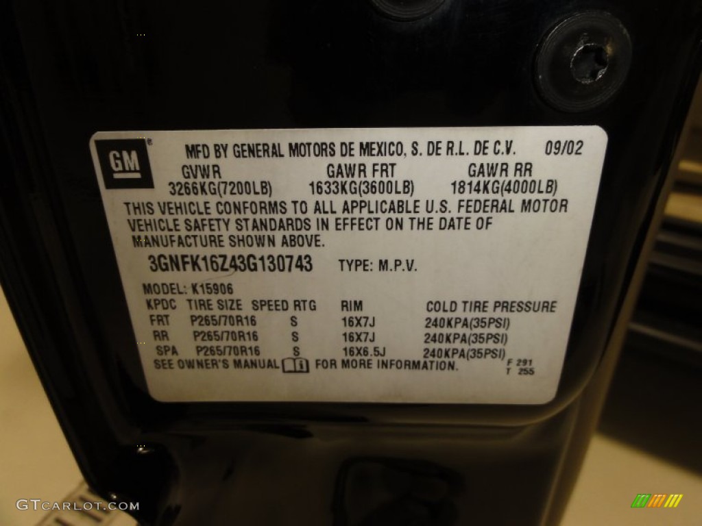 2003 Suburban 1500 LT 4x4 - Black / Tan/Neutral photo #35