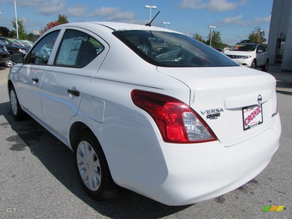 2012 Versa 1.6 S Sedan - Fresh Powder White / Charcoal photo #3