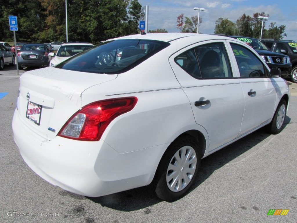 2012 Versa 1.6 S Sedan - Fresh Powder White / Charcoal photo #5