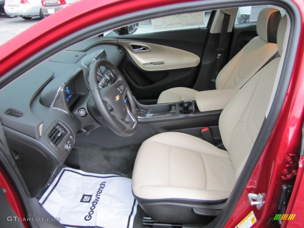 Light Neutral/Dark Accents Interior 2012 Chevrolet Volt Hatchback Photo #55237709