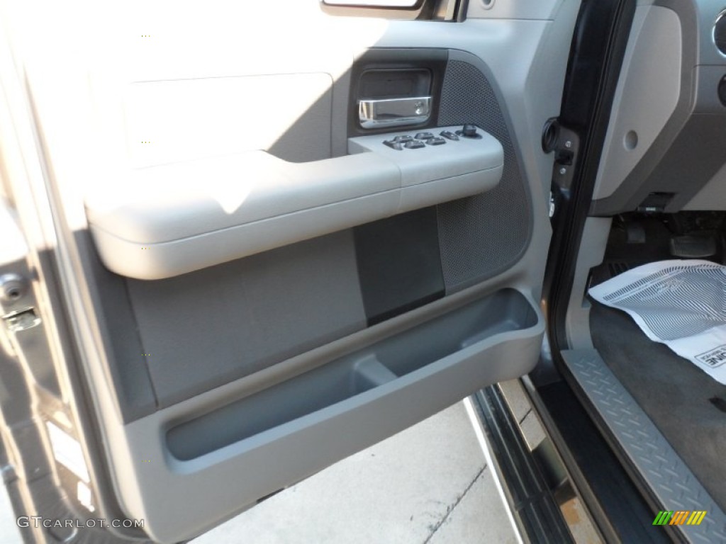 2006 F150 XLT SuperCrew - Dark Shadow Grey Metallic / Medium/Dark Flint photo #29