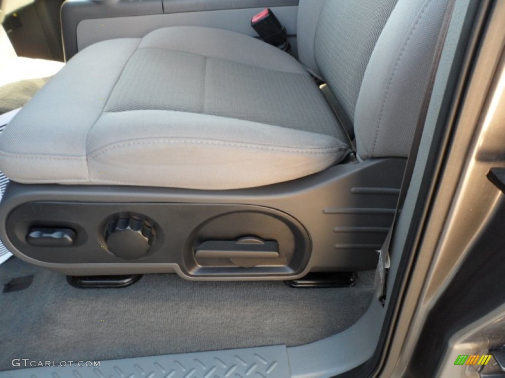 2006 F150 XLT SuperCrew - Dark Shadow Grey Metallic / Medium/Dark Flint photo #32