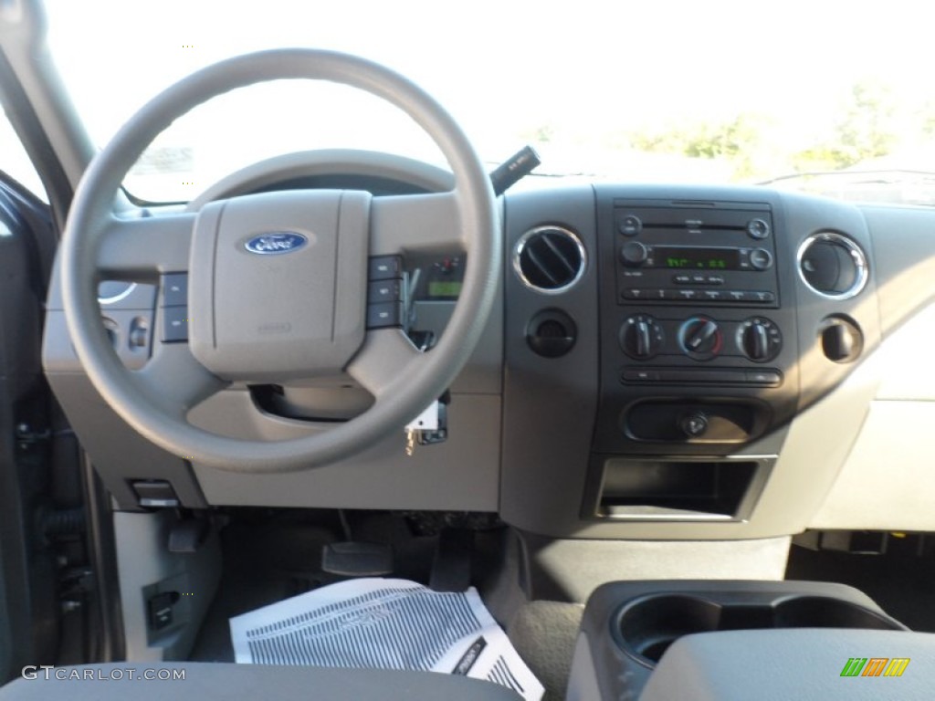 2006 F150 XLT SuperCrew - Dark Shadow Grey Metallic / Medium/Dark Flint photo #33