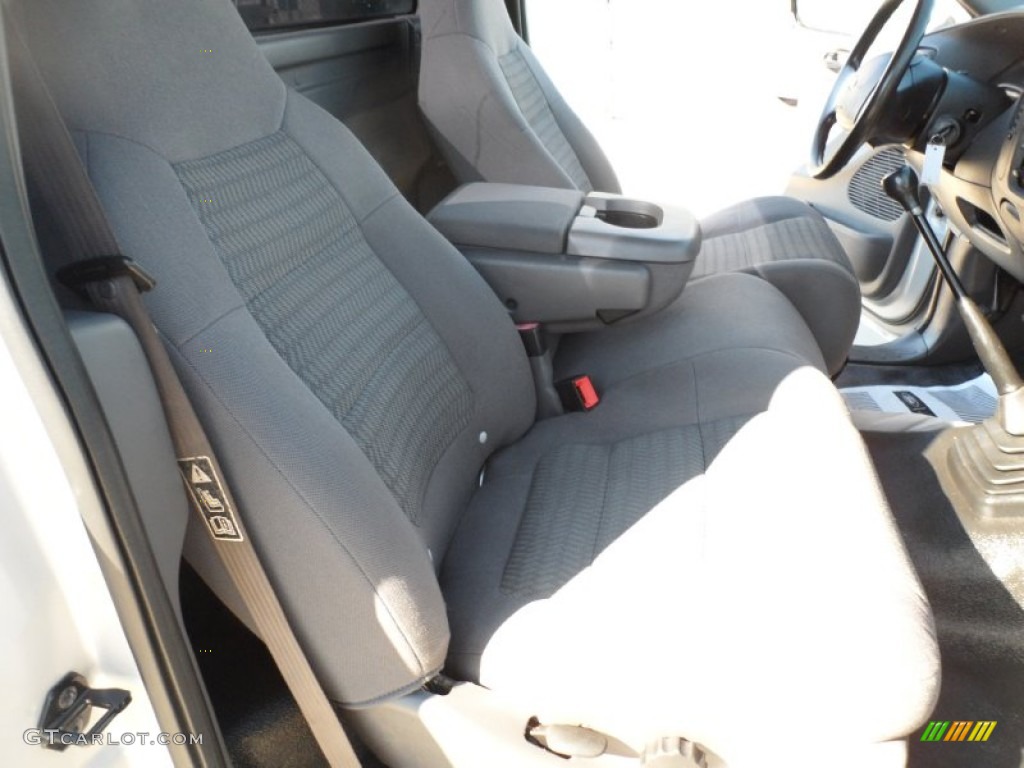 2003 F150 XL Sport Regular Cab - Silver Metallic / Medium Graphite Grey photo #25
