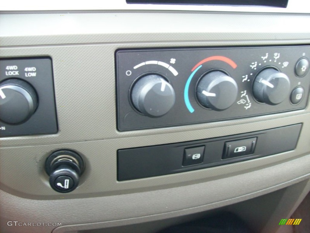 2008 Dodge Ram 3500 SLT Quad Cab 4x4 Controls Photo #55242697