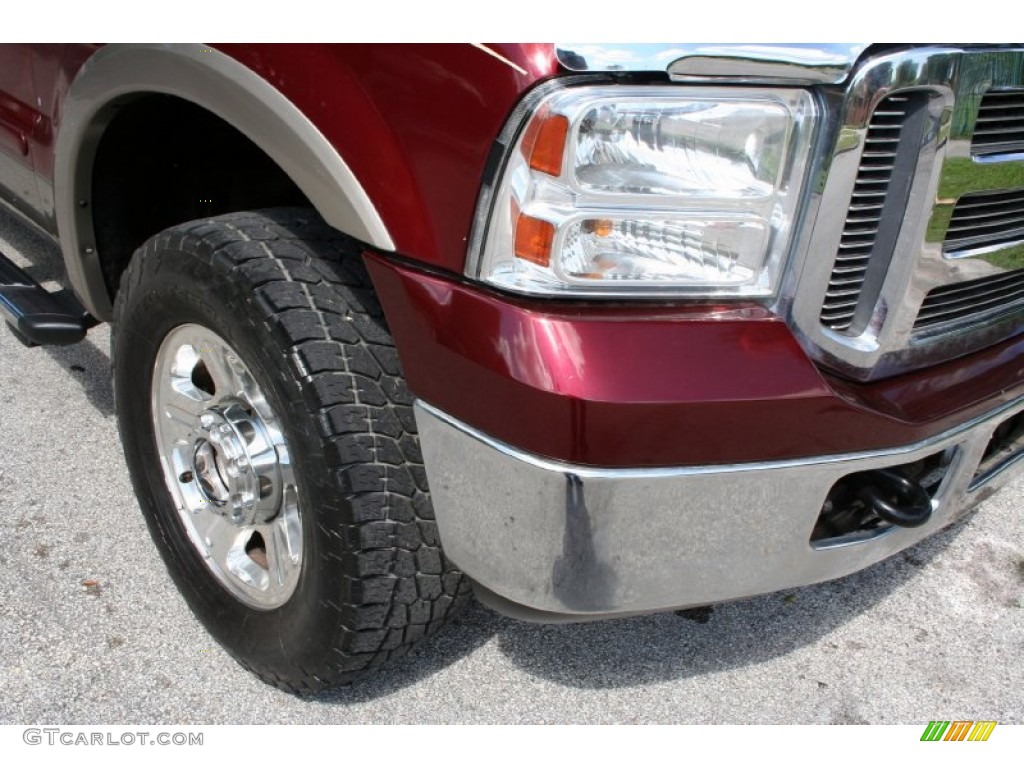 2005 F250 Super Duty Lariat Crew Cab 4x4 - Dark Toreador Red Metallic / Tan photo #21