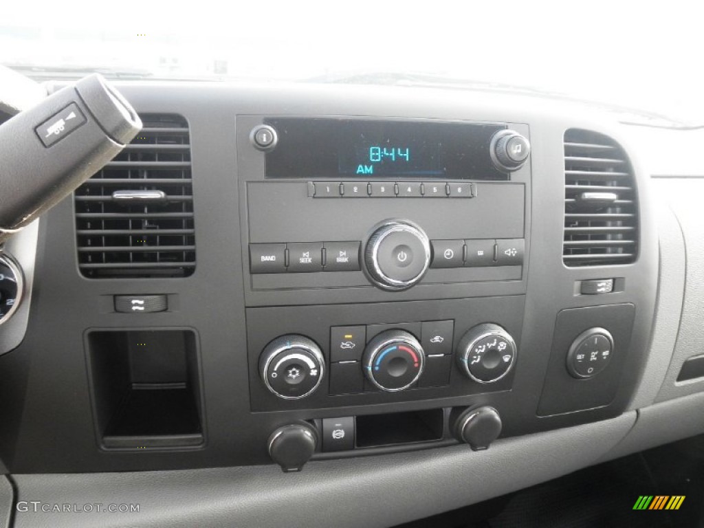 2012 GMC Sierra 3500HD Regular Cab Chassis Controls Photos