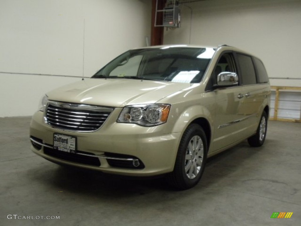 White Gold Metallic Chrysler Town & Country