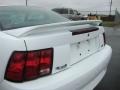 2000 Crystal White Ford Mustang V6 Coupe  photo #34
