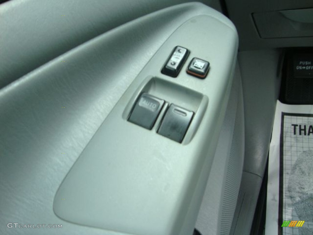 2010 Tacoma V6 PreRunner TRD Sport Access Cab - Super White / Graphite photo #27