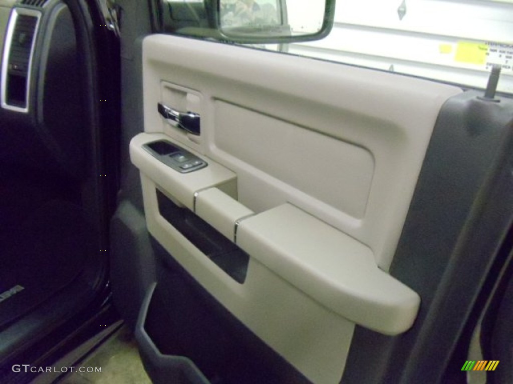 2011 Ram 1500 SLT Crew Cab 4x4 - Brilliant Black Crystal Pearl / Dark Slate Gray/Medium Graystone photo #12