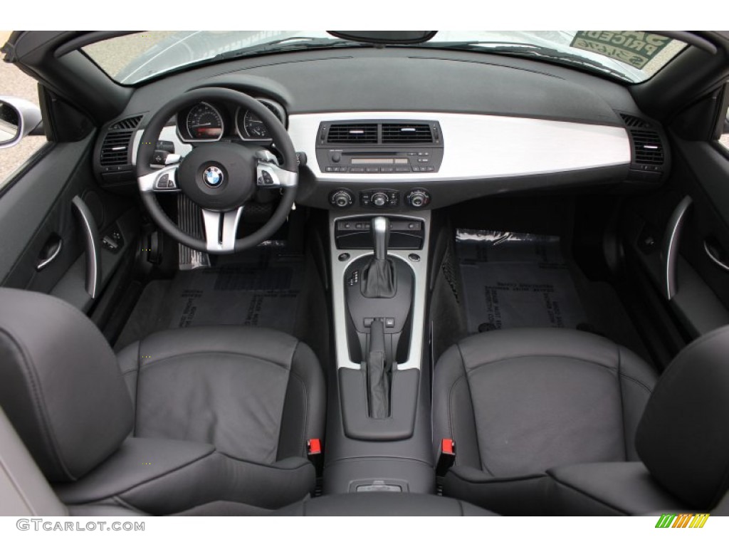 2008 BMW Z4 3.0si Roadster Black Dashboard Photo #55252957