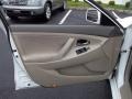 Super White - Camry LE Photo No. 10