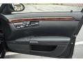 Black - S 550 Sedan Photo No. 16