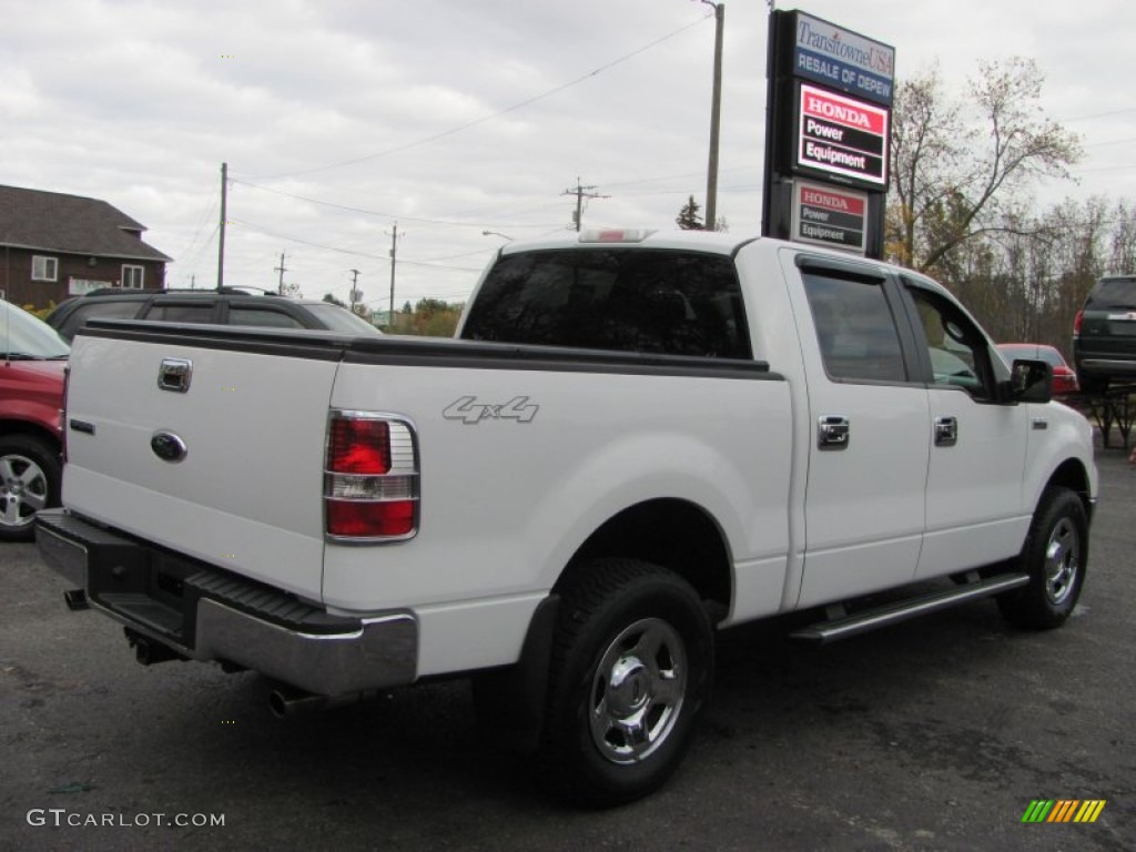 2006 F150 XLT SuperCrew 4x4 - Oxford White / Medium/Dark Flint photo #2