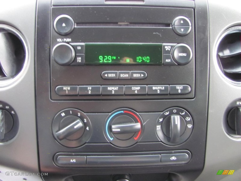 2006 F150 XLT SuperCrew 4x4 - Oxford White / Medium/Dark Flint photo #4