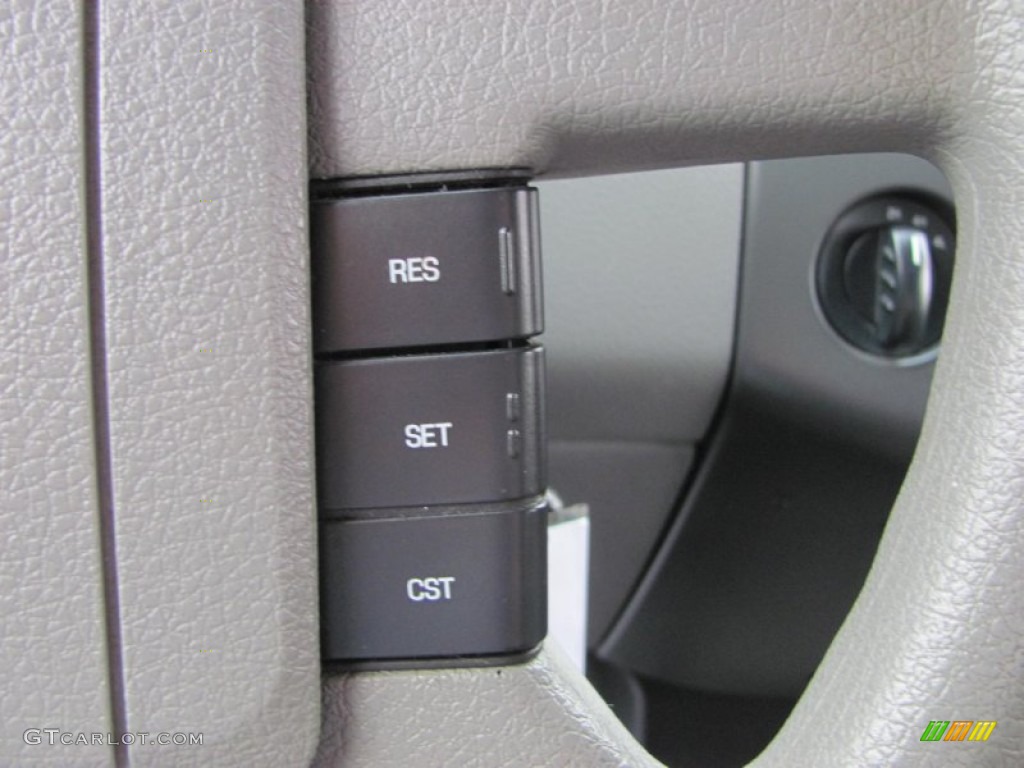 2006 F150 XLT SuperCrew 4x4 - Oxford White / Medium/Dark Flint photo #5