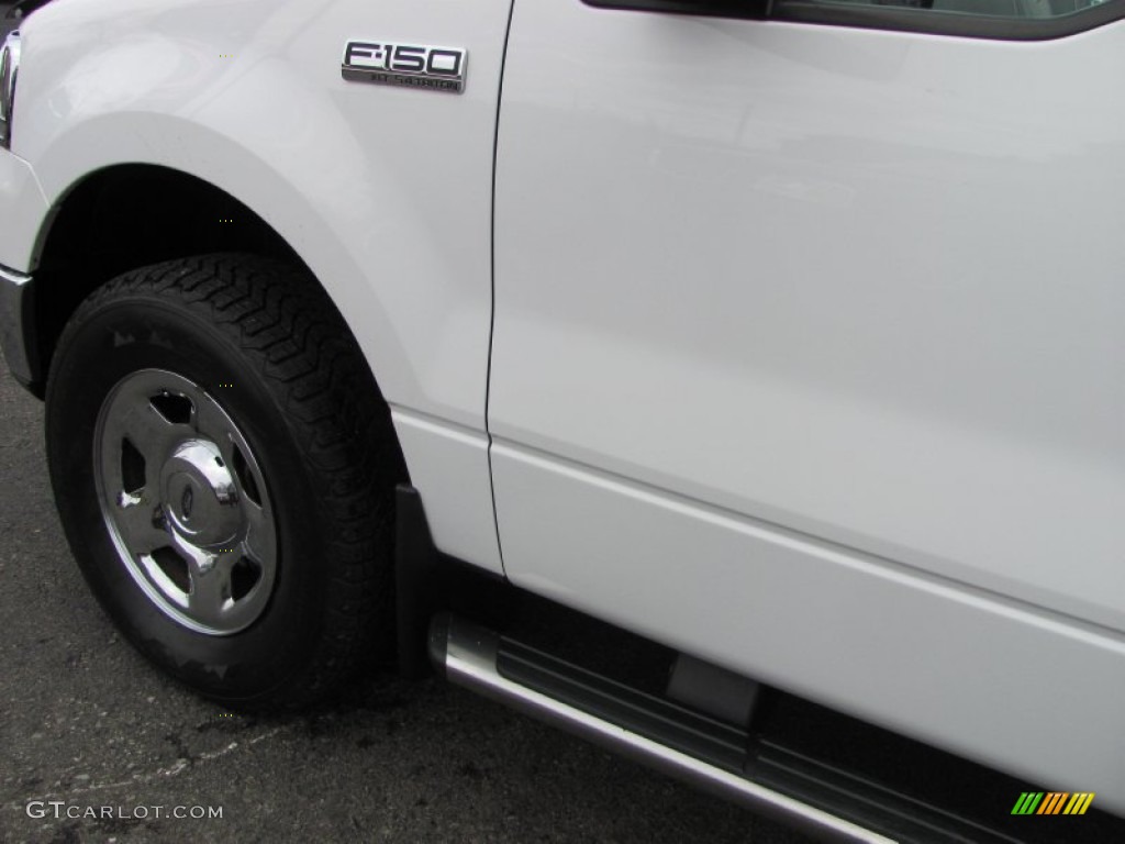 2006 F150 XLT SuperCrew 4x4 - Oxford White / Medium/Dark Flint photo #9