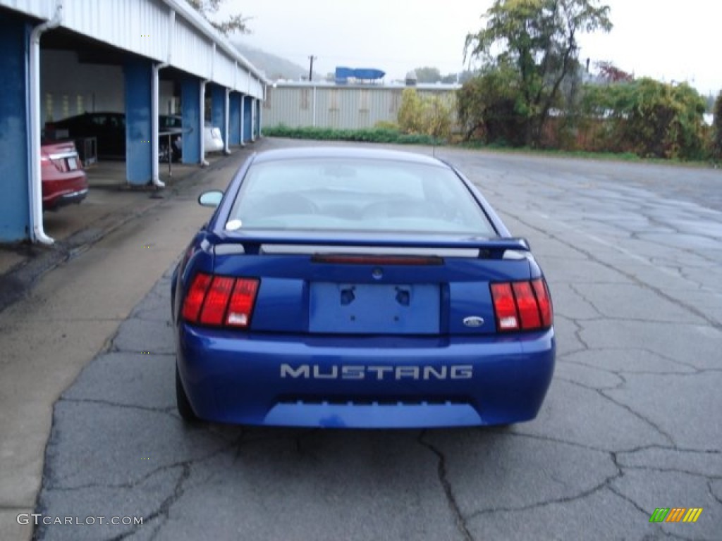 2003 Mustang V6 Coupe - Sonic Blue Metallic / Dark Charcoal/Medium Graphite photo #7