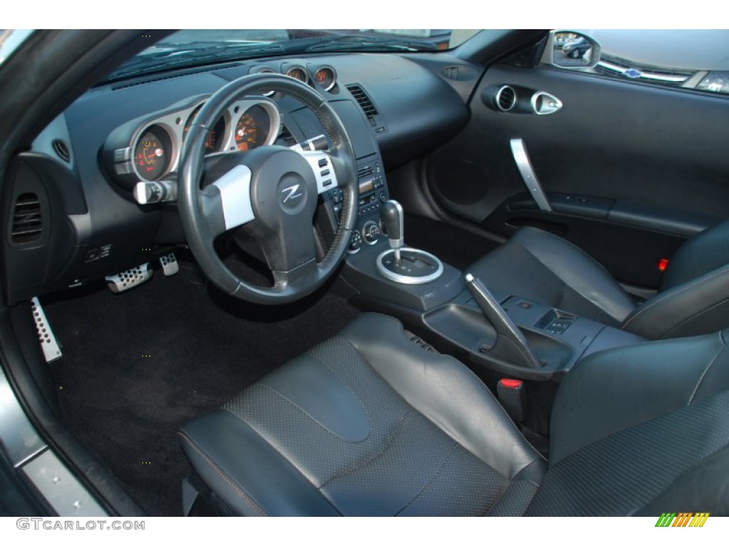 Charcoal Interior 2005 Nissan 350Z Touring Roadster Photo #55264678