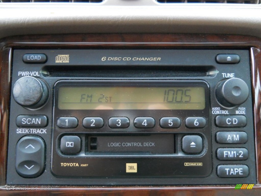 2001 Toyota Camry XLE Audio System Photos