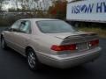 2001 Cashmere Beige Metallic Toyota Camry XLE  photo #14