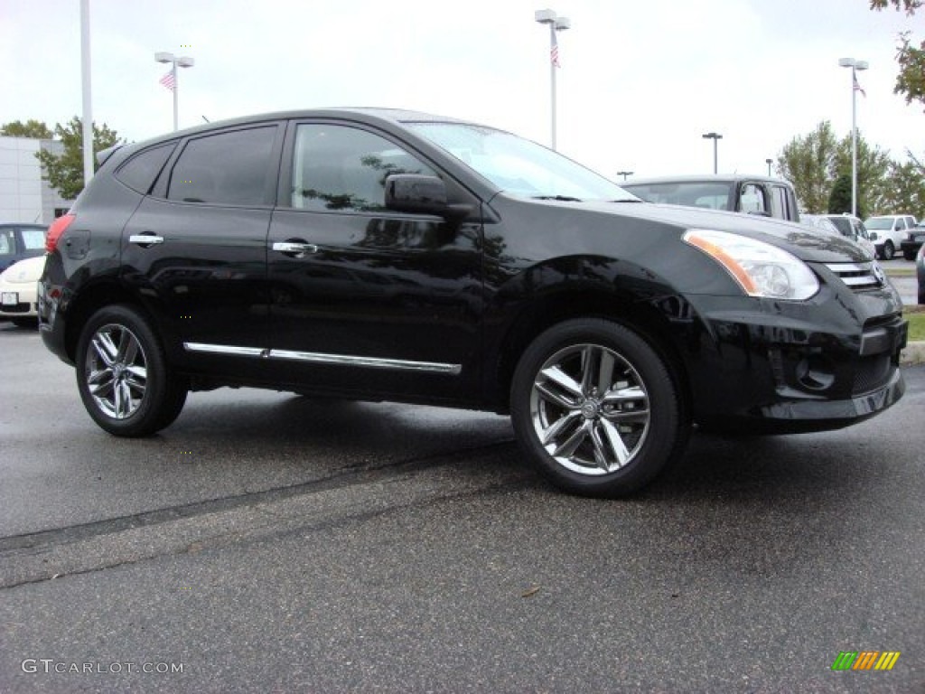 2011 Rogue S Krom Edition - Wicked Black / Gray photo #2