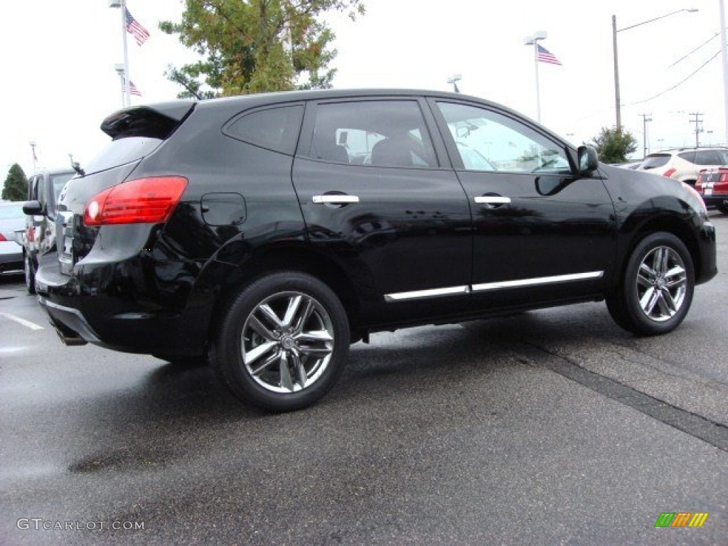 2011 Rogue S Krom Edition - Wicked Black / Gray photo #3