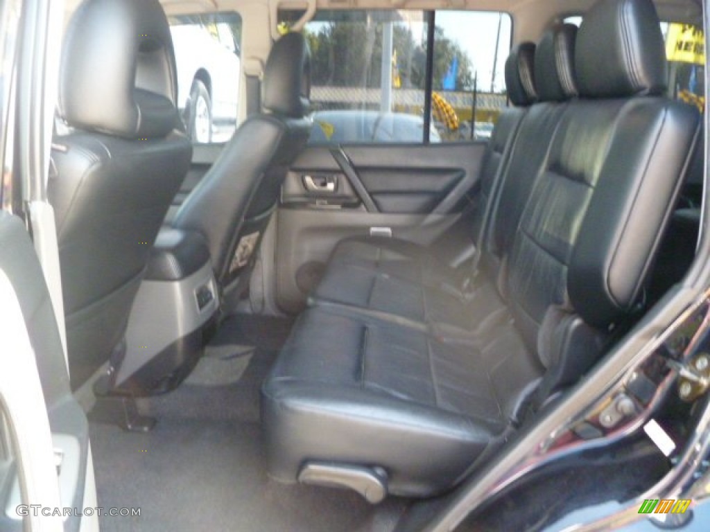 2006 Montero Limited 4x4 - Midnight Black / Charcoal photo #9